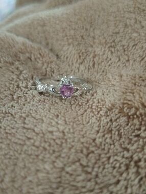 Claddagh Style Silver Ring with Pink Gemstone Size 9